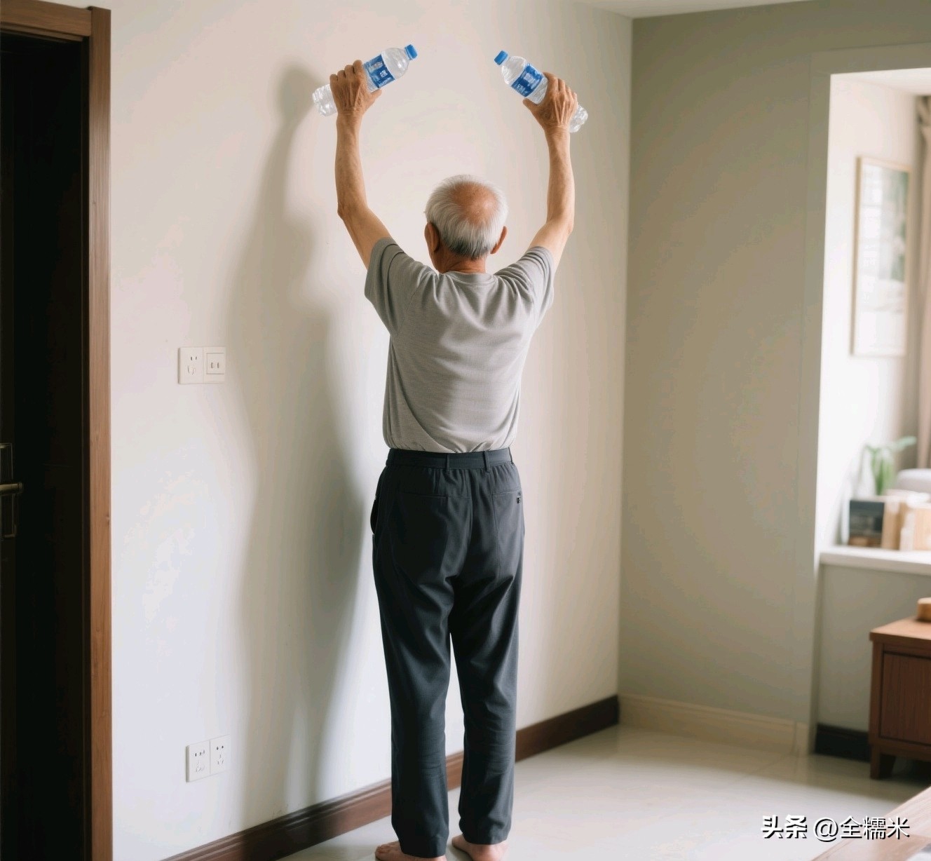 股四头肌训练椅_防跌倒关键肌训练_居家老年人肌肉保护锻炼