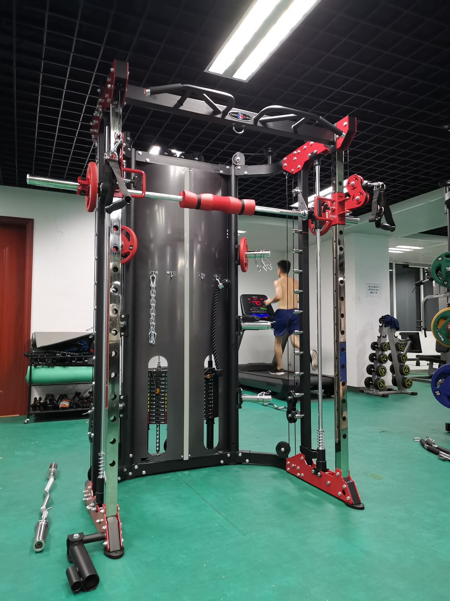 yy漫画画免费读漫画下拉式阅读网页 多功能综合训练器怎么使用？多功能综合训练器使用指南！