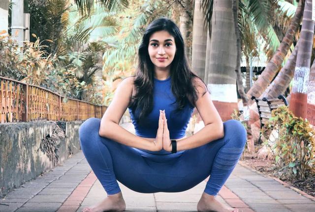 蹲式锻炼好处_髋关节训练椅_蹲不下原因