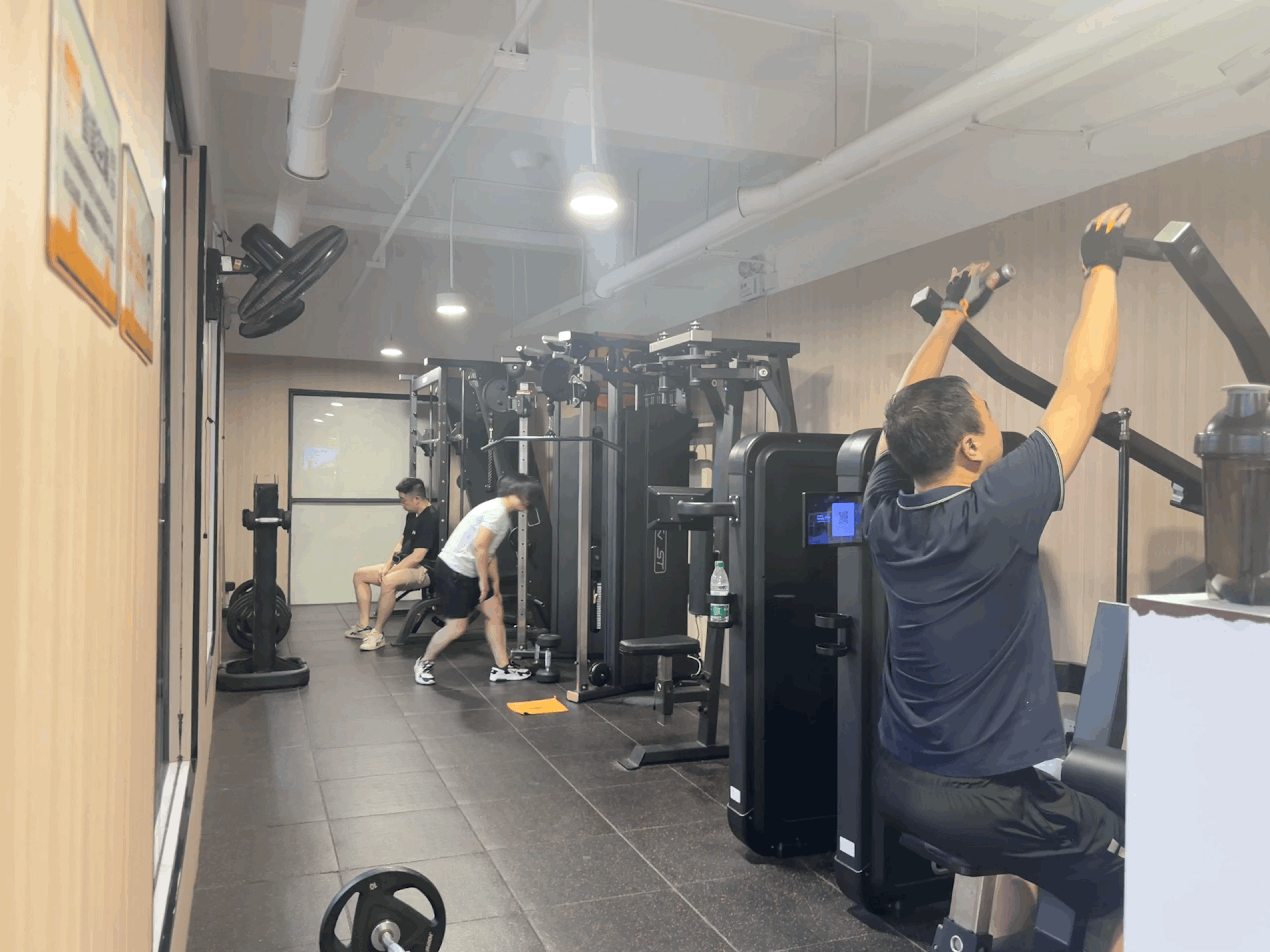 开yun体育app入口登录 侃财邦｜25元能包月！长沙健身房也开始“商战”了？