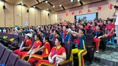 佳木斯快乐舞步健身操推广活动_深圳快乐舞步健身操邀请赛_佳木斯健康舞步完整版