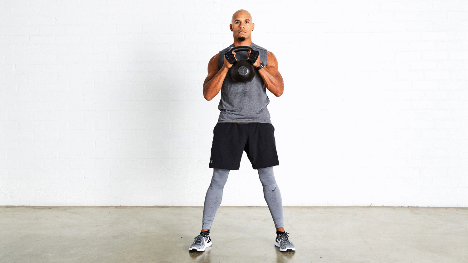 股四头肌训练椅_男性臀部训练方法_男性练臀好处