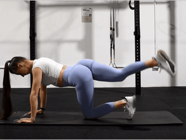 男性练臀好处_男性臀部训练方法_股四头肌训练椅