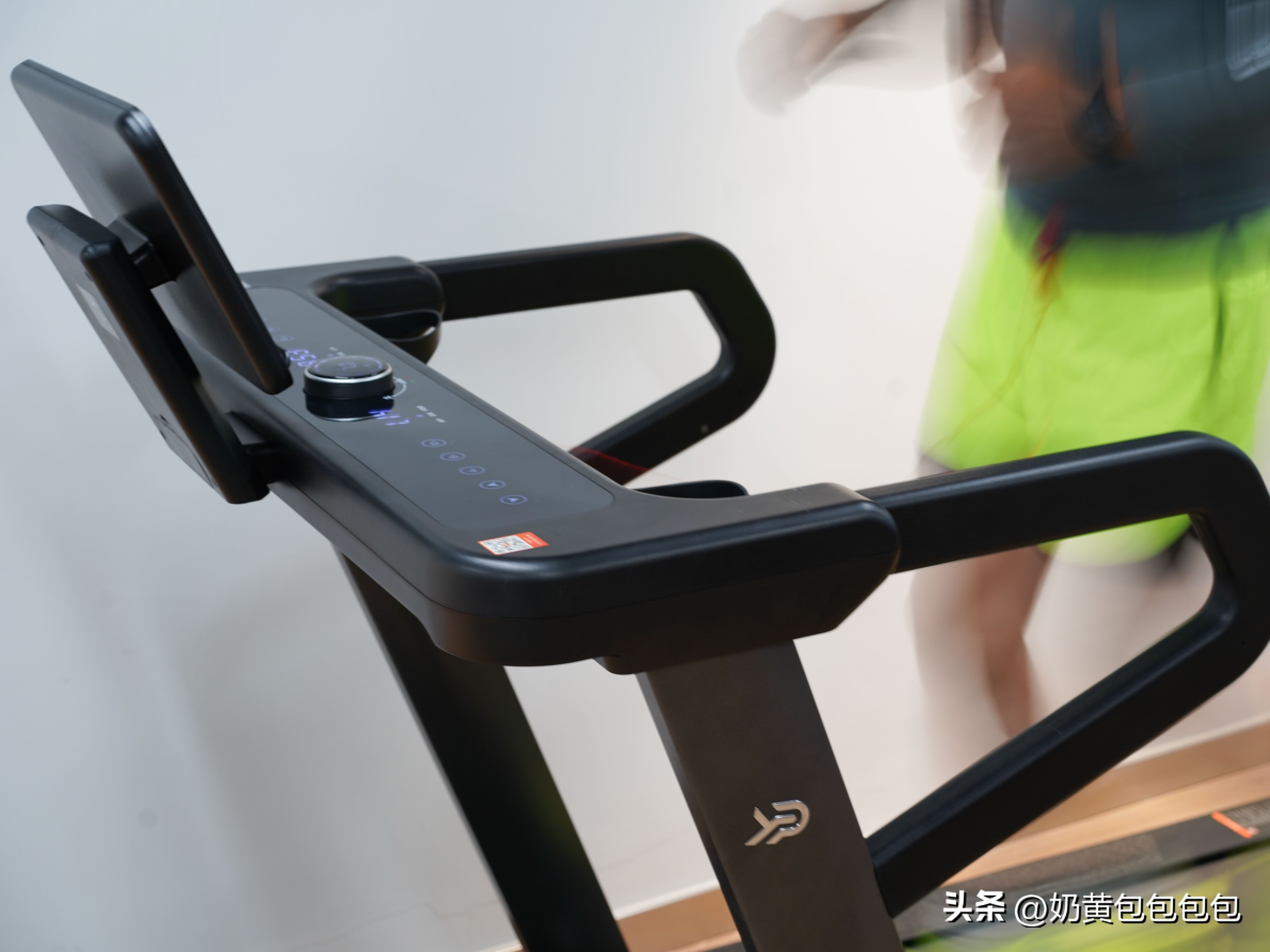 家用跑步机什么牌子的好_易跑M5Ultra测评_跑步机坡度调节