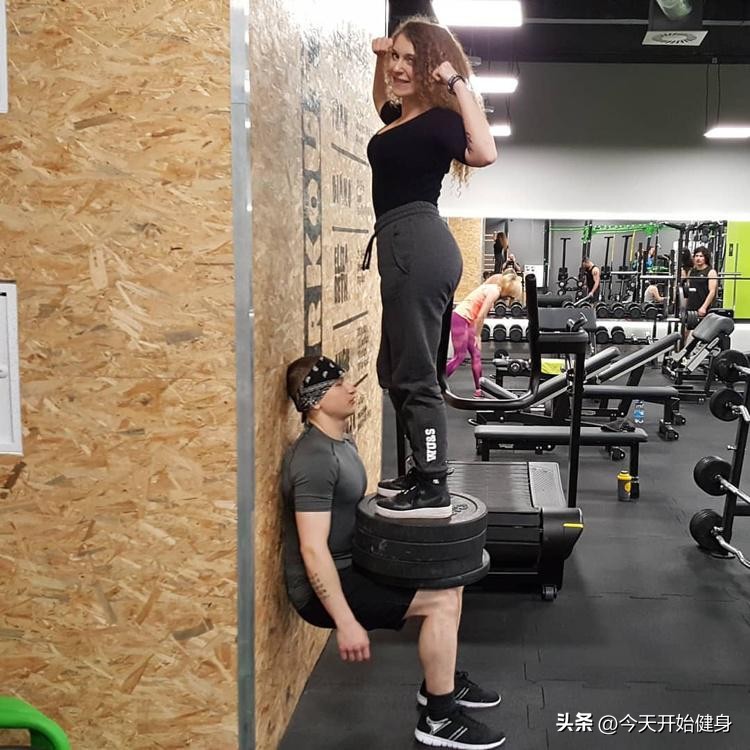 恶魔之椅燃脂塑形_感统训练单腿椅_靠墙蹲