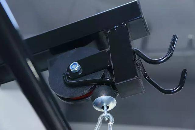 综合训练器评测_360度综合训练器_海德三人站健身器材