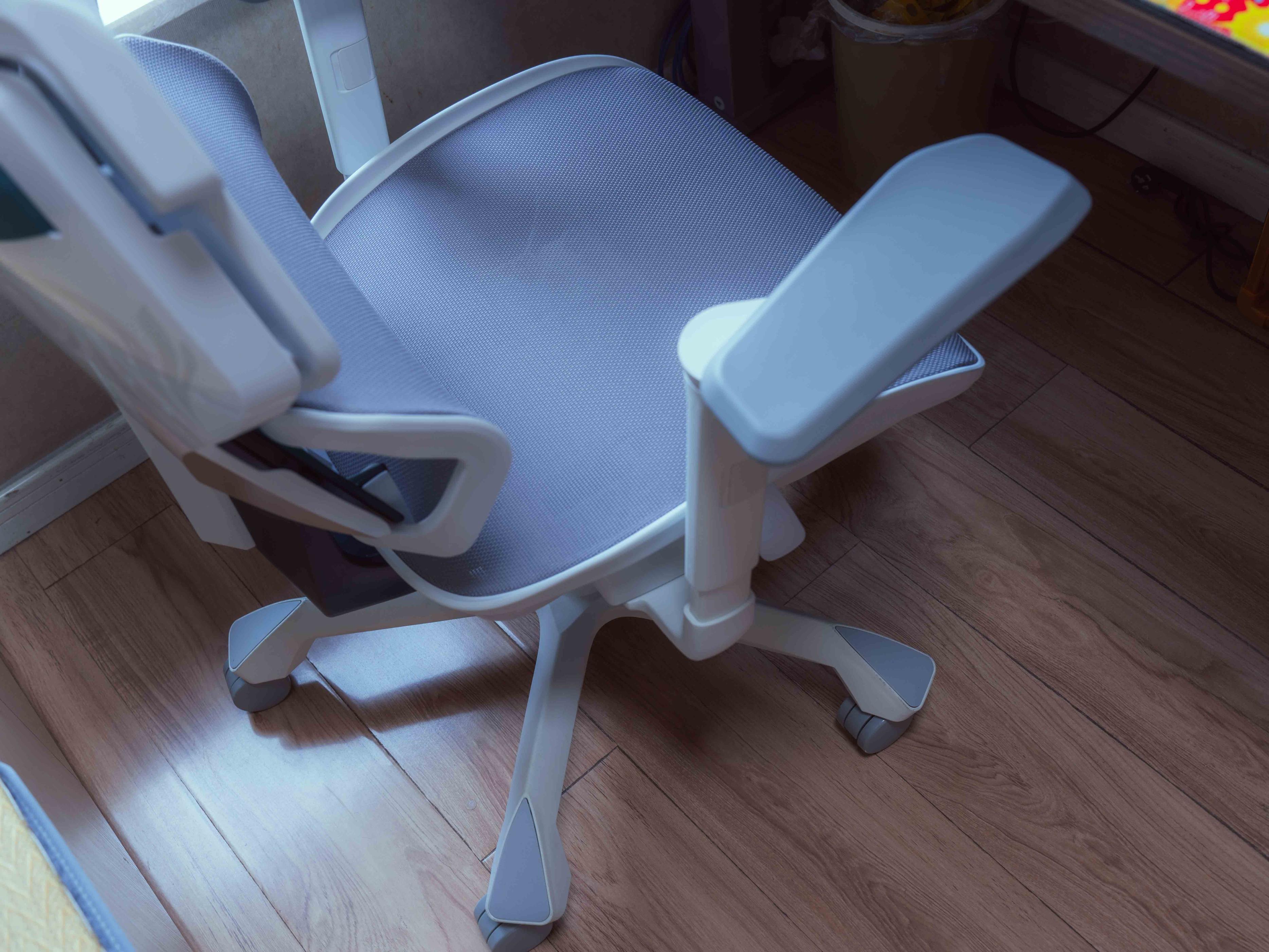 人体工学升降桌 工学椅 电脑桌_髋关节训练椅