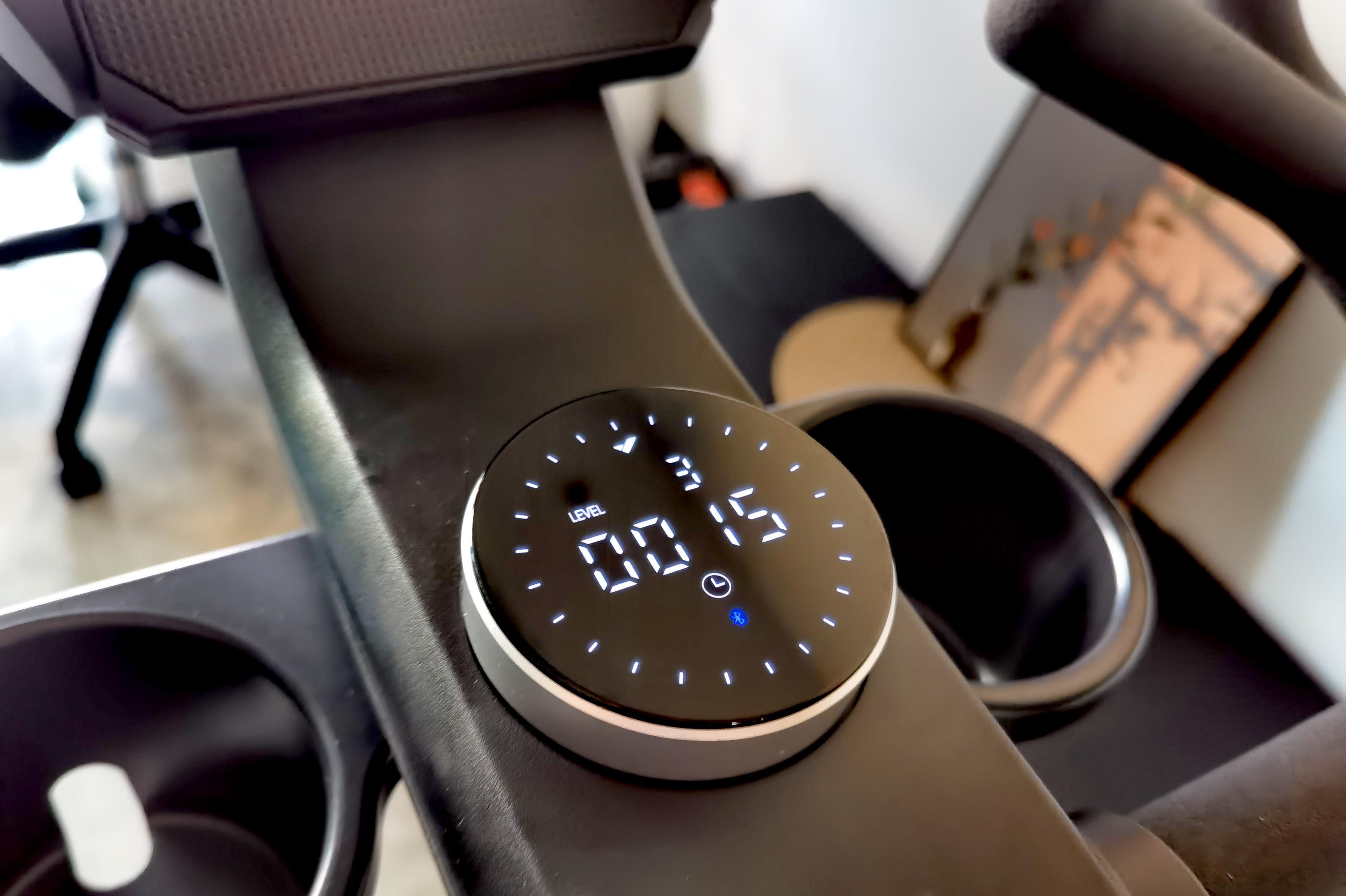 飞轮重量与磁控系统_动感单车选购指南_家用跑步机什么牌子好