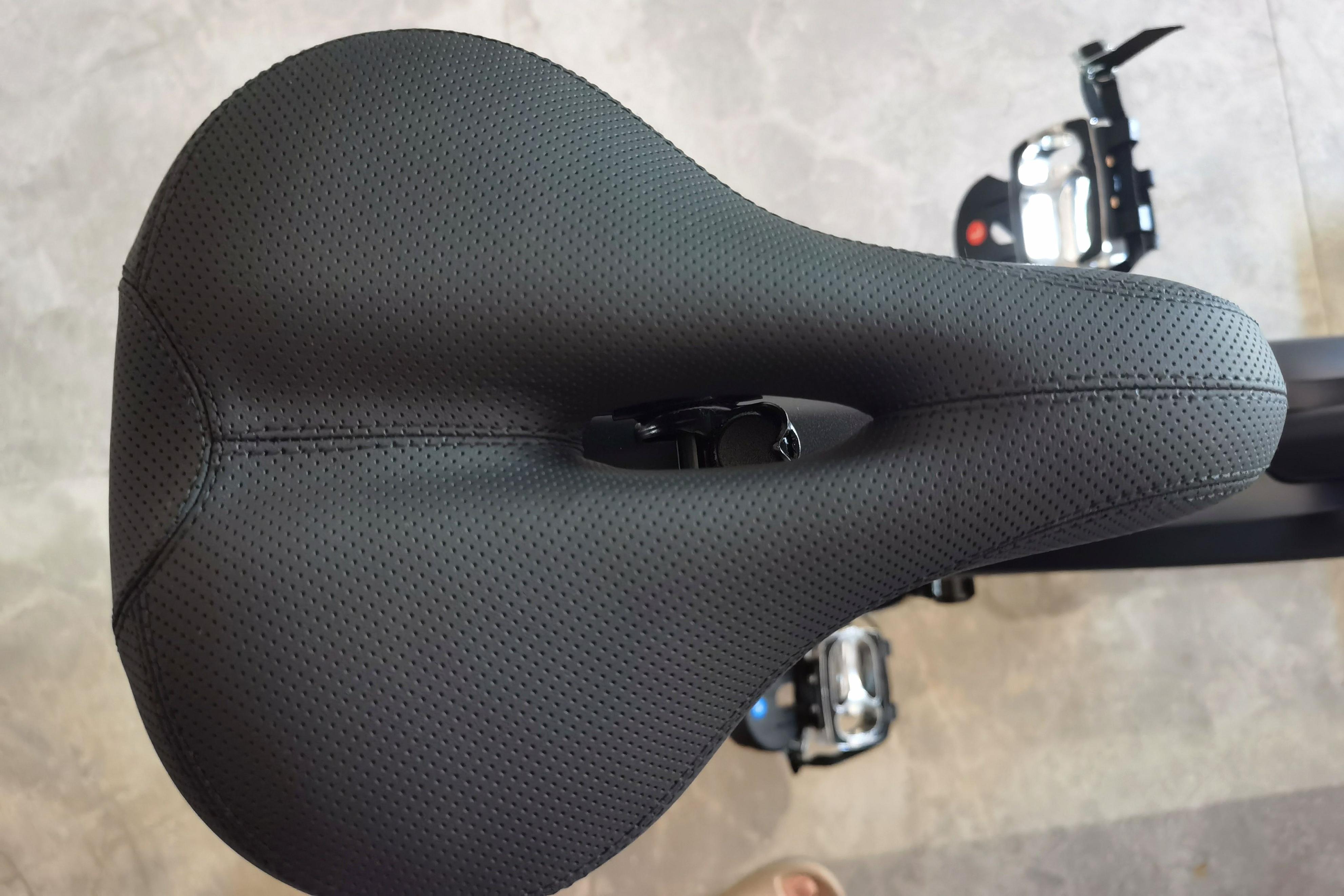 家用跑步机什么牌子好_动感单车选购指南_飞轮重量与磁控系统