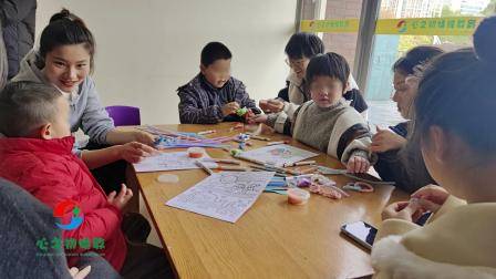 融合之爱点亮特殊儿童世界——武汉纺织大学外经贸学院在心之初教育开展“融合公益日”活动-这样的活动我们会持续开展，让更多的特殊儿童与社会交融