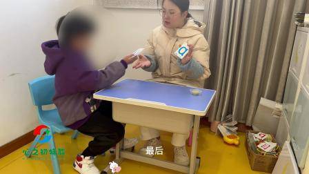 自闭症儿童一对一康复课题：排序-训练增强孩子的语言沟通能力，认知能力等-视频来源:心之初特殊教育学校(武汉新洲校区)个训部-赵老师