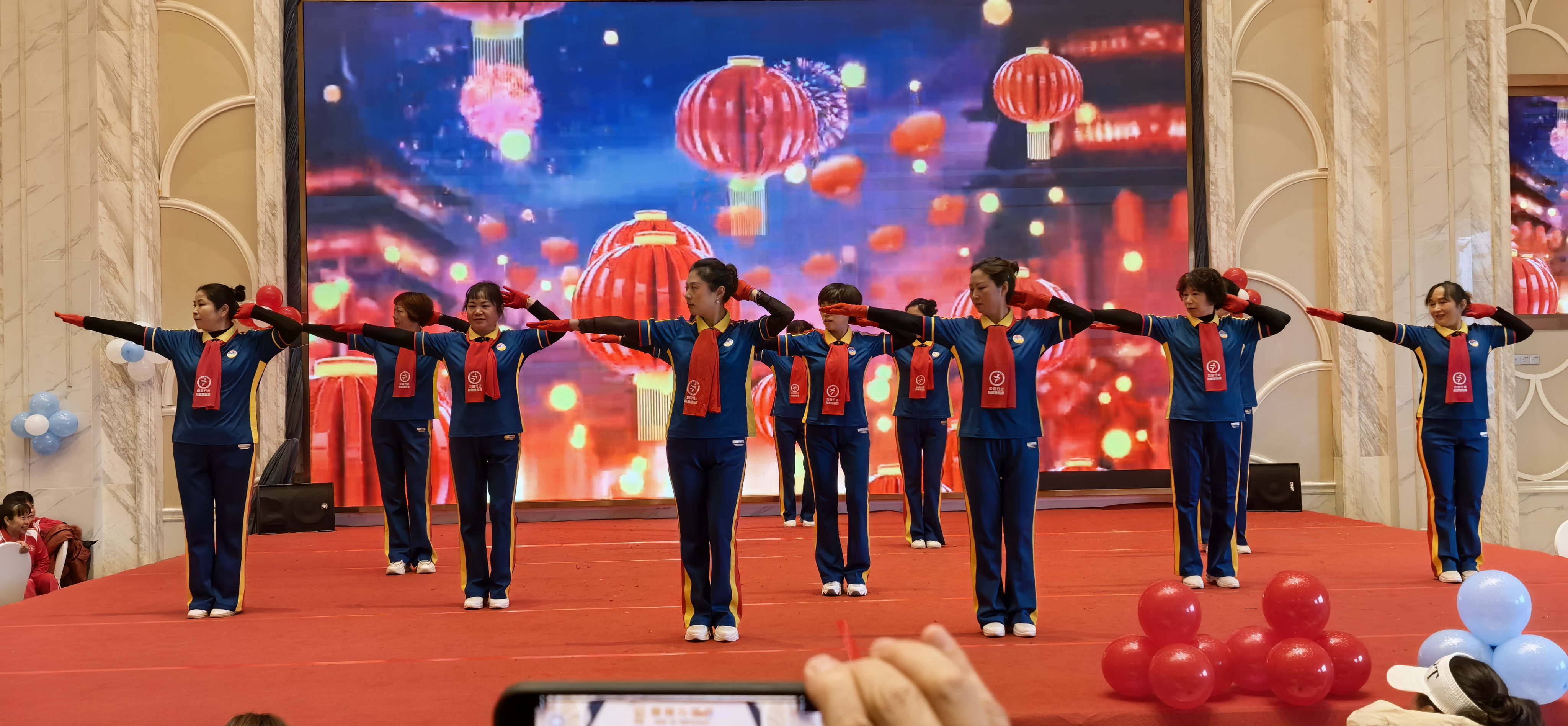 佳木斯健身操展演活动_川东北健身操爱好者交流大会_佳木斯健身操