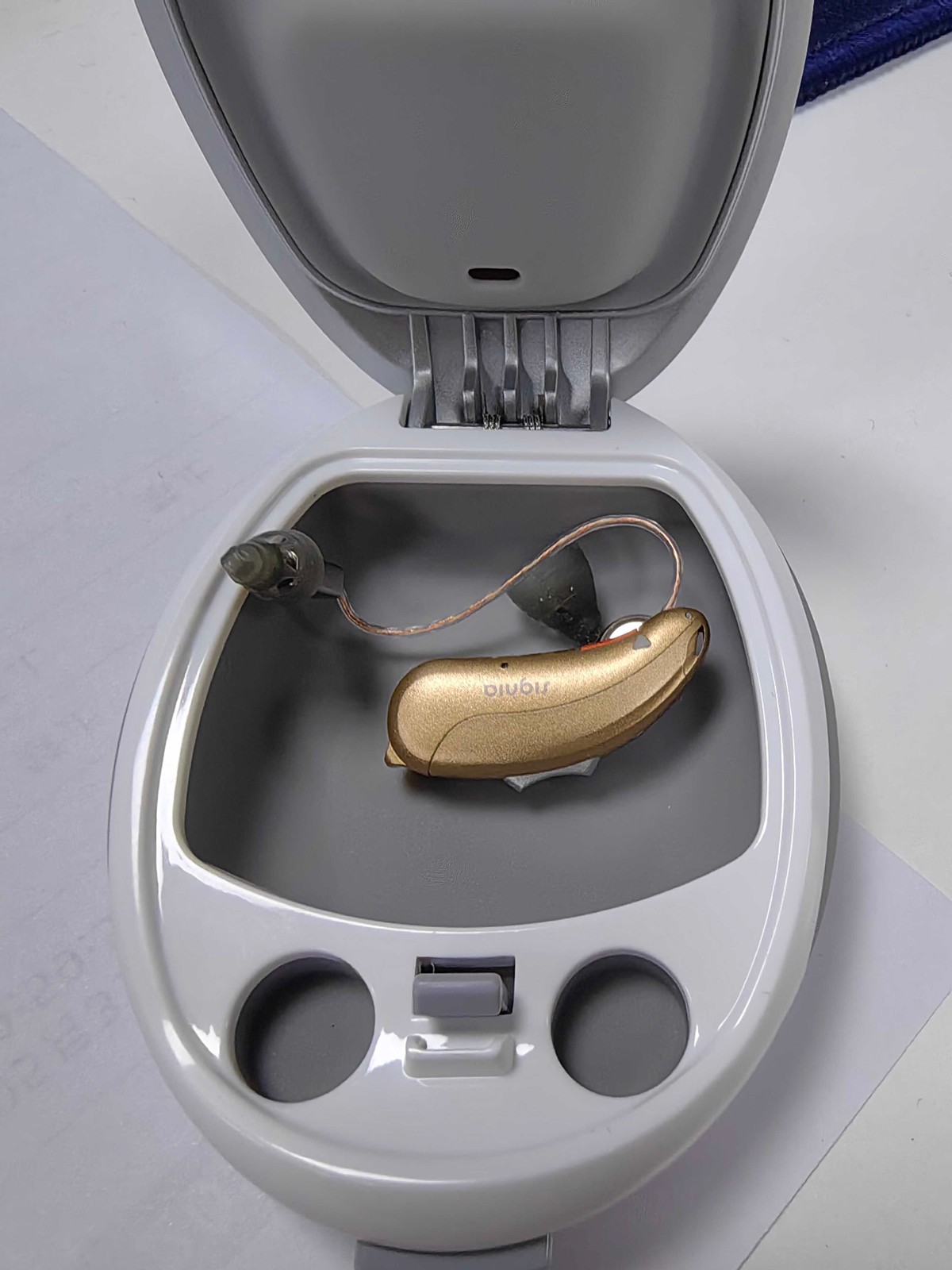 助听器选购攻略_什么牌子跑步机质量好_老人助听器推荐