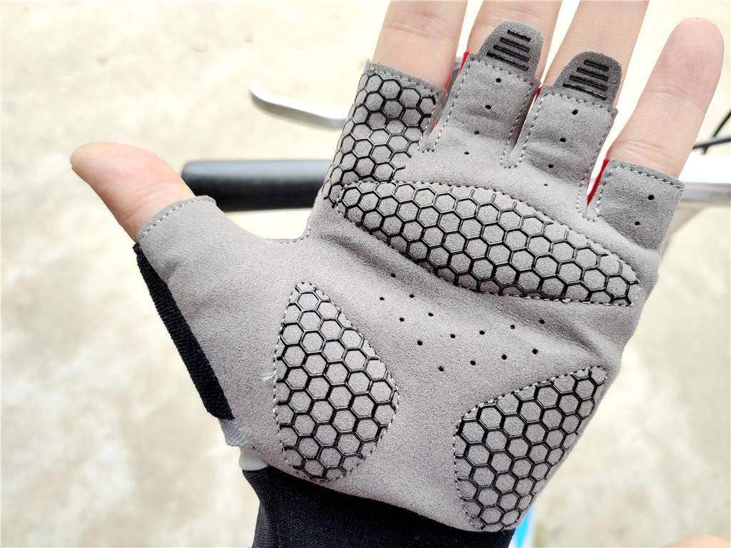 迈克达威半指手套_什么牌子的健身手套好_骑行运动手套