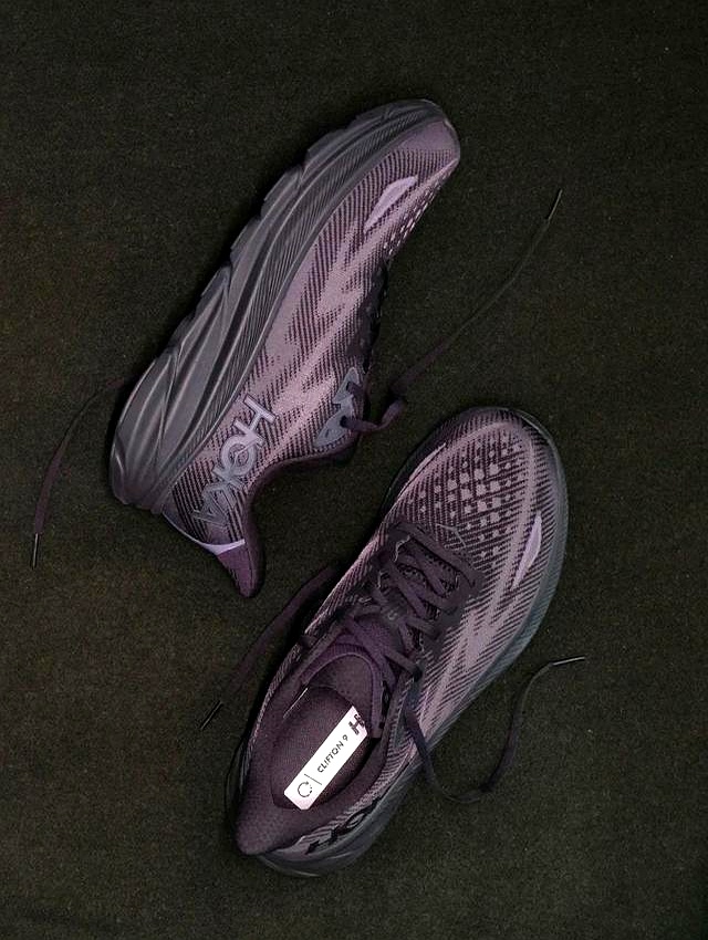 跑鞋科技_跑步机什么牌子好 跑步机如何_轻量化跑鞋推荐