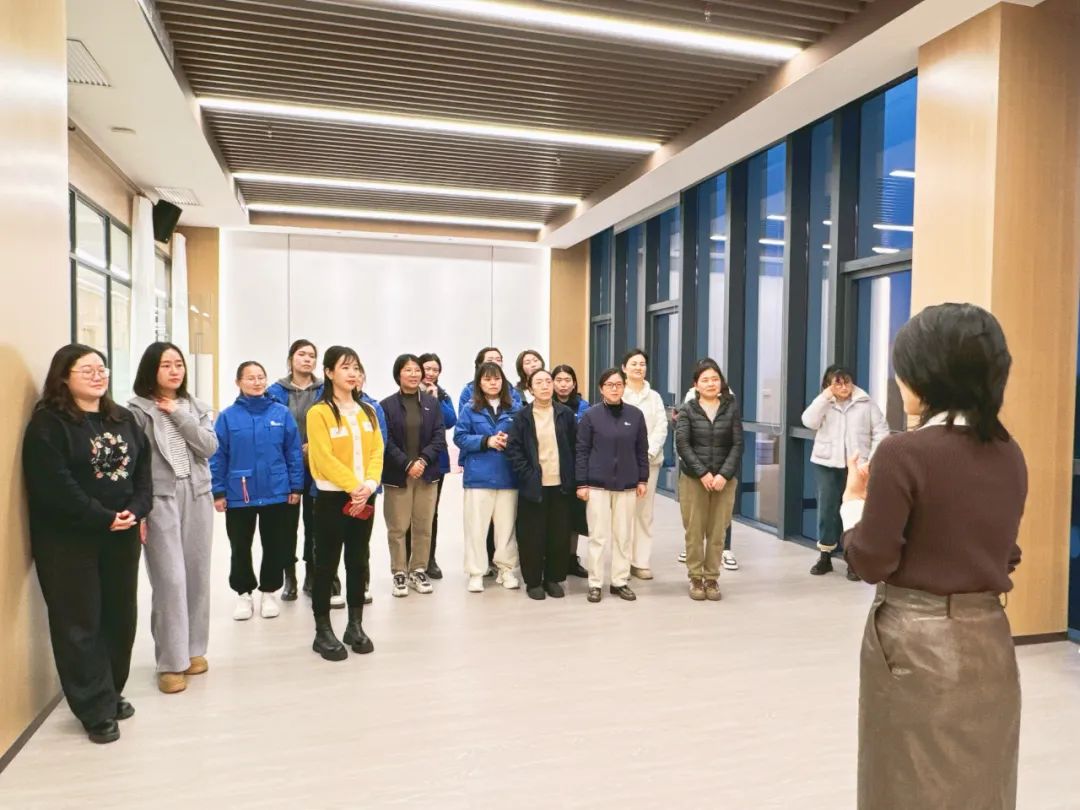 昆山瑜伽健身_沪光股份瑜伽班开课_关爱员工健康提升幸福感