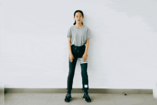 膝关节股四头肌力量不足_膝关节损伤常见因素_股四头肌训练椅