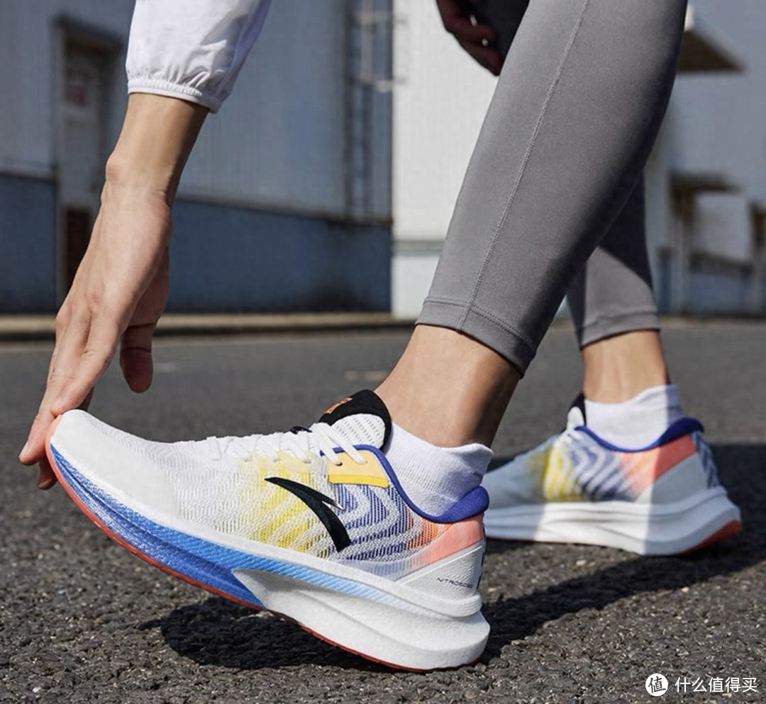 妖精漫画在线看漫画页面下拉式 全网最全汇总，十大300元档性价比热门跑鞋，看一篇就够了