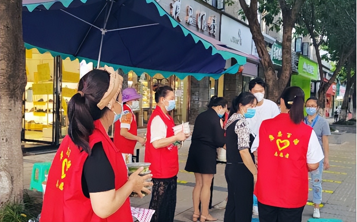 四川抗疫志愿者行动_康姿百德志愿者防疫队_康姿百德最新第五套