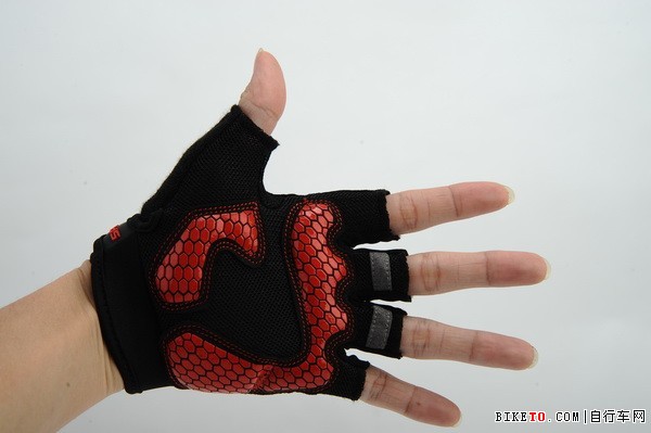 骑行手套防滑透气保护手掌腕关节_健身手套的作用_骑行手套缓解腕关节压迫